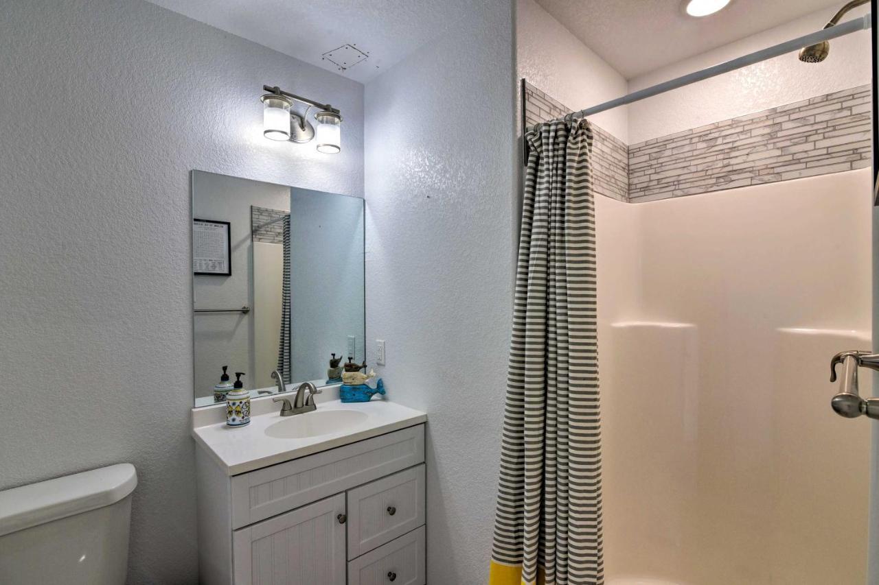 Coastal Surfside Beach House Walk To The Ocean! Luaran gambar
